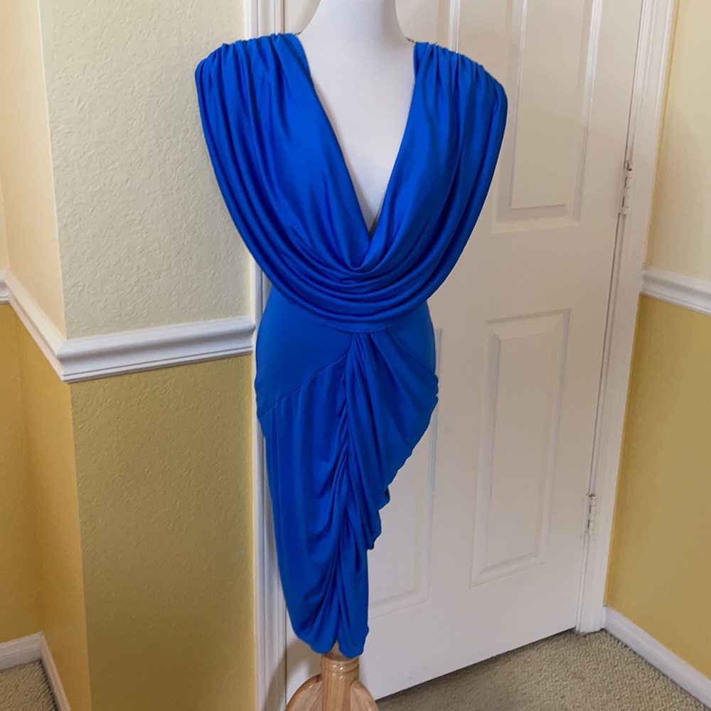 Wow, Talk about a Plunging neck line! Vintage Glam